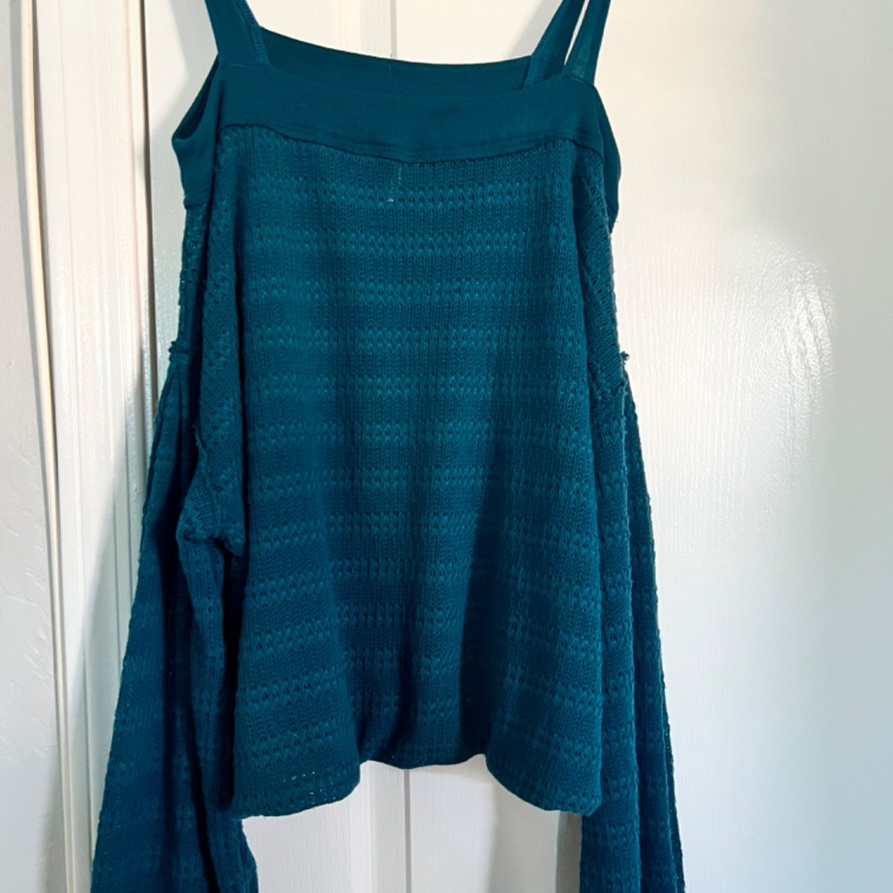 Free People - Picture 4 of 4